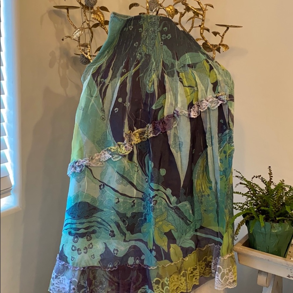 Women dress